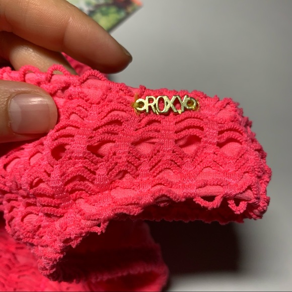 Sz. Med Roxy Hot pink ruched butt NWT bikini bottom - Picture 7 of 14